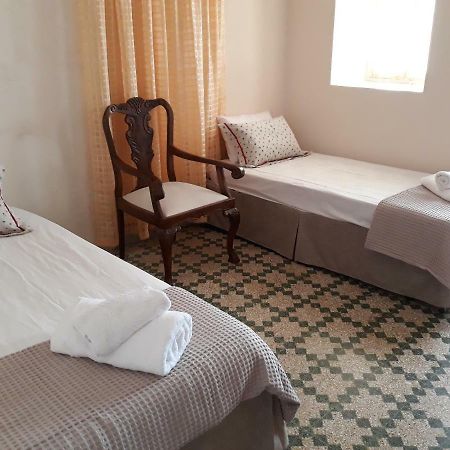Maria Guesthouse Kini Ngoại thất bức ảnh