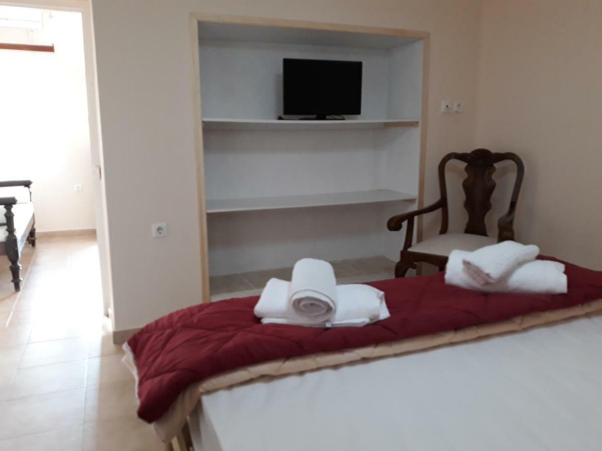 Maria Guesthouse Kini Ngoại thất bức ảnh